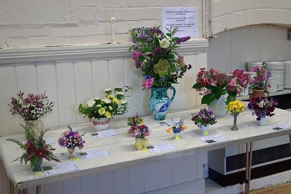 11. Floral display.jpg